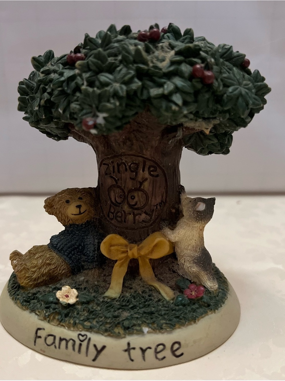 Jingle Berry Family Tree Boyd’s Resin Figurine - Green
